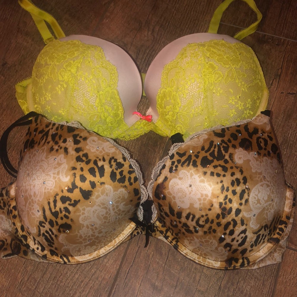 Victoria Secret Bra set of 2 *Leopard Lim Edition*